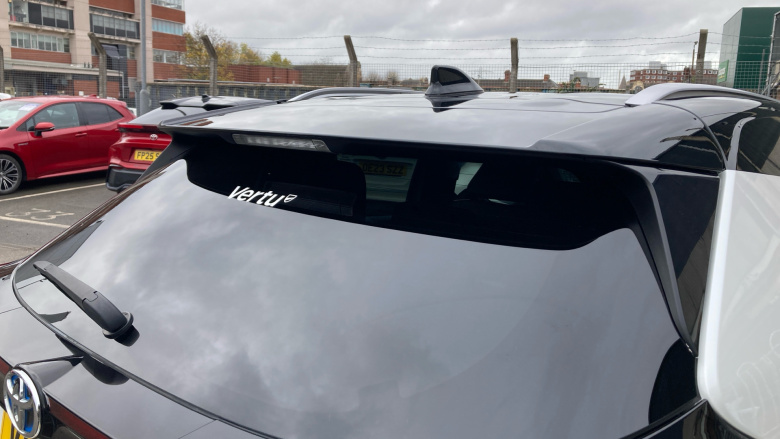 Toyota Yaris Cross 1.5 Hybrid Dynamic AWD 5dr CVT Hybrid Estate